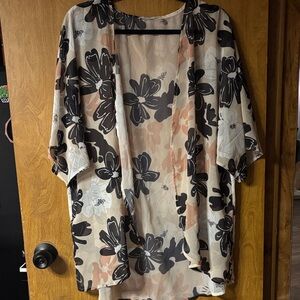 SHEIN Floral Kimono Sleeve Tunic - Black, Cream, Tan